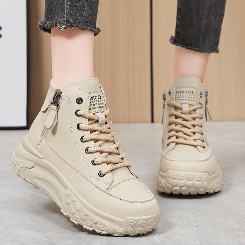 Női magas szárú divat sportcipők: Vastag talpú, Magasságnövelő, Puha és Kényelmes a sokoldalú, hétköznapi viselethez.