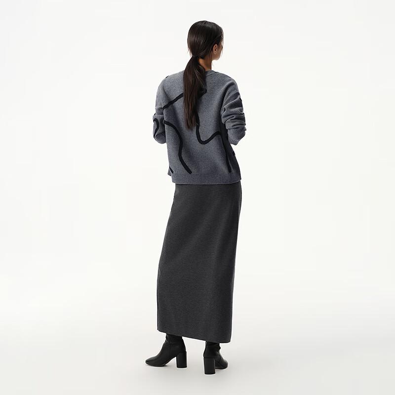 Broadcast Women's Loose-fit Misty Grey Wool Pullover Sweater