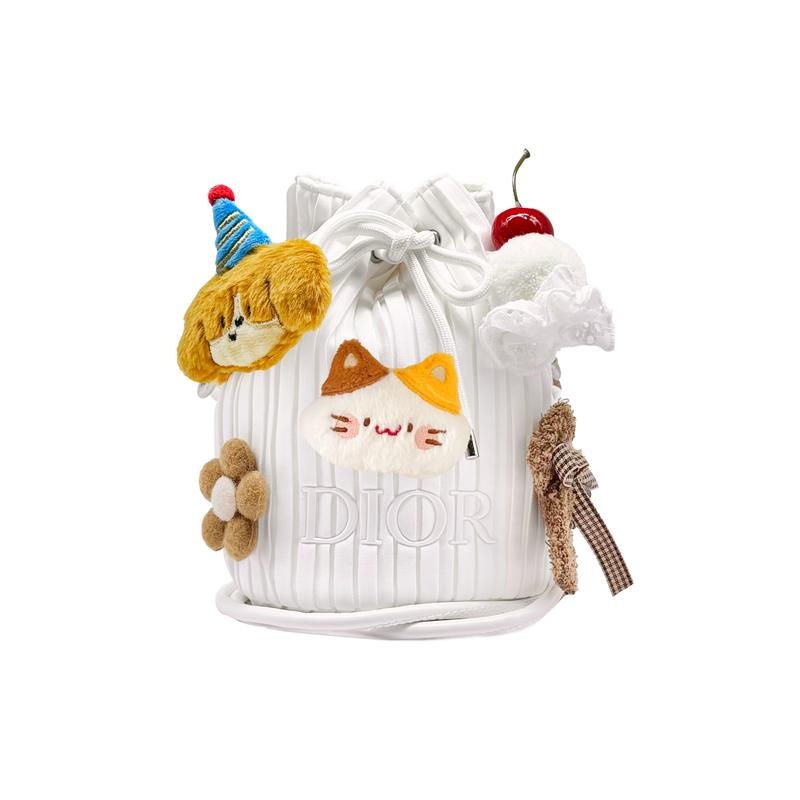 DIOR [Customized Cosmetic Bag] Puppy Diary Cute Doll Commuting Daily Versatility Crossbody Mini Polyester Couture Bucket Bag Portable 11.5*17cm белый