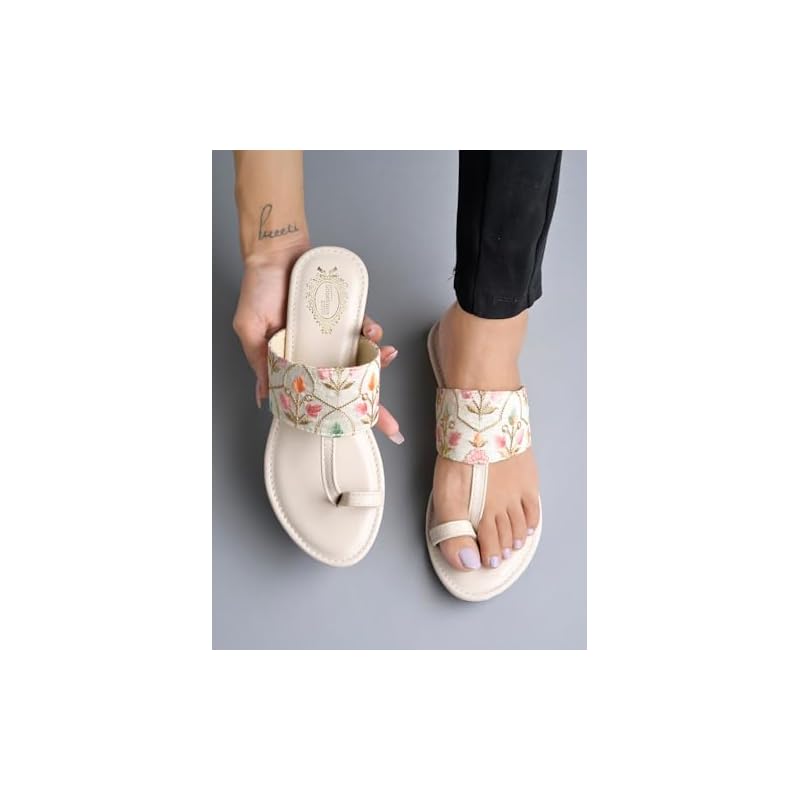 Shoetopia Girls Klp-1 Cream Flat Sandal - 5 Uk (Girls-Klp-1-Cream)