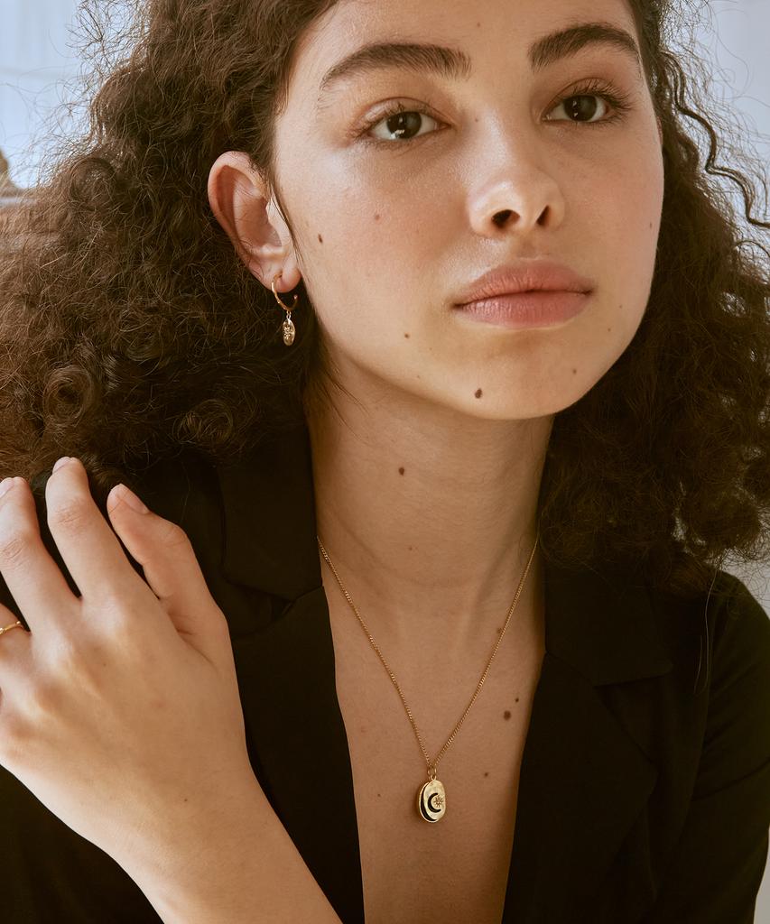 Iris Memory-Hope Secret Onyx Necklace No. 2 - Gold White