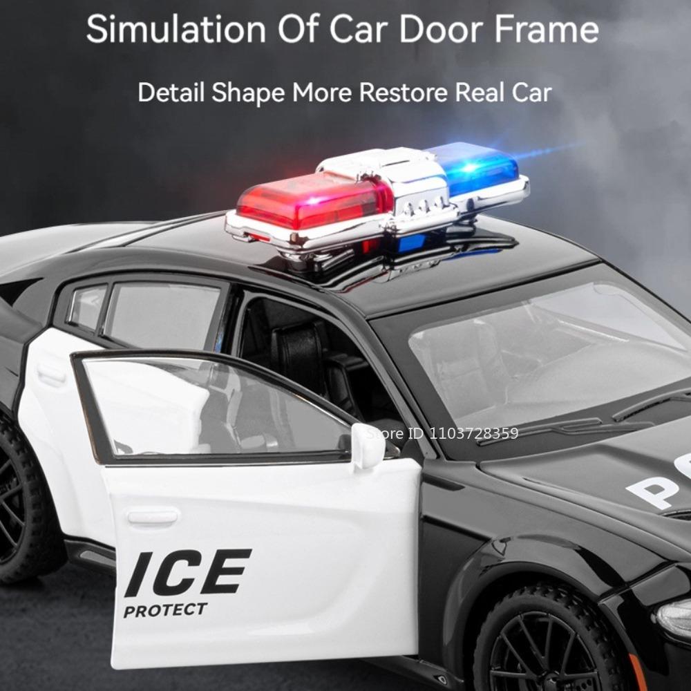 1:32 Lader M8 Modell Spielzeug Miniatur Polizeiautos Legierung Druckguss Mini Fahrzeuge Sound Licht Türen Geöffnet Rückzieher für Kinder Geschenke