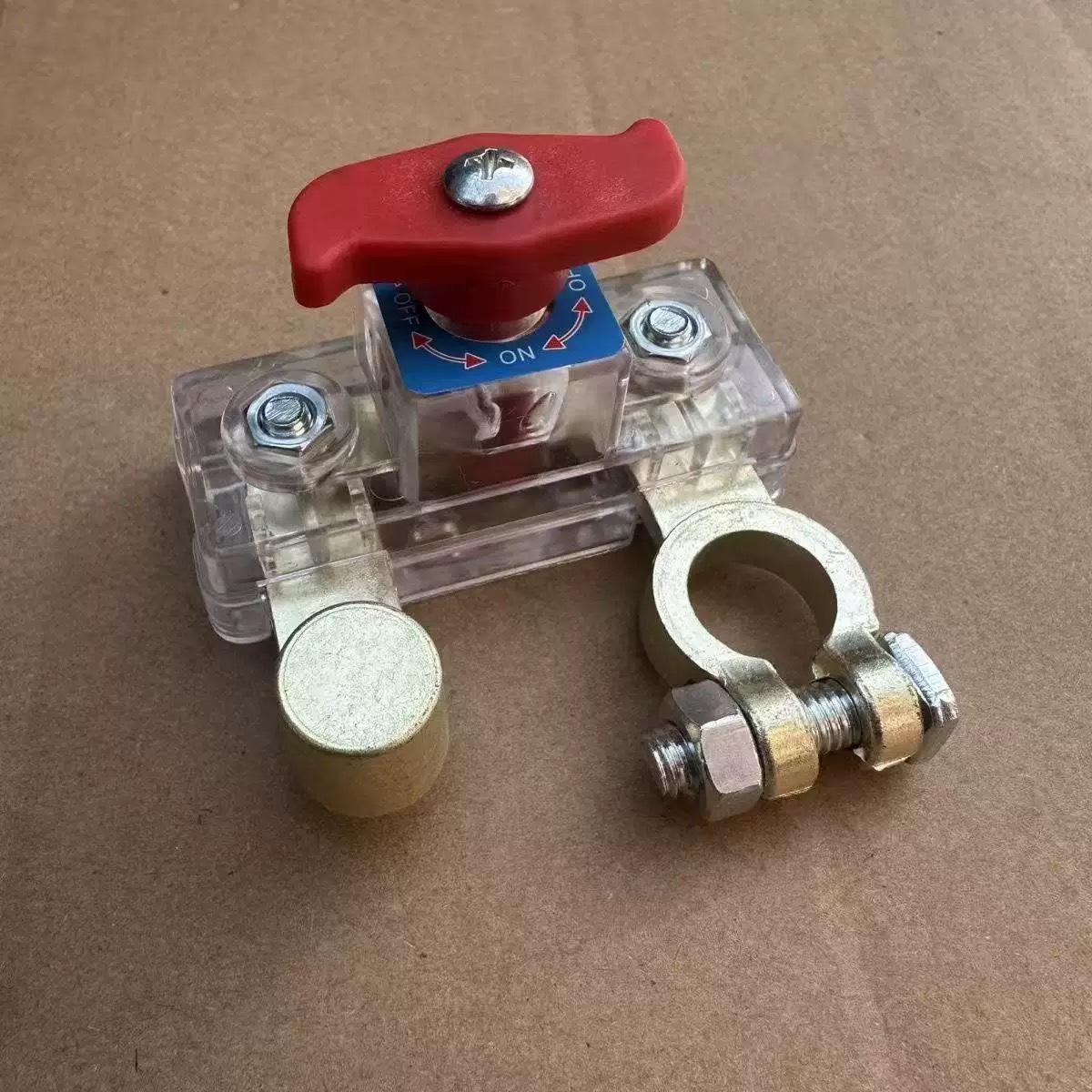 

Transparent 12V/24V Car Battery Disconnect Switch for Large Trucks and Agricultural Vehicles