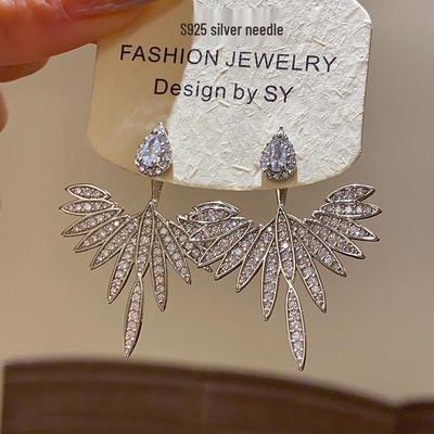 Exquisite Silbernadel Zirkon Blatt Ohrringe: High-End-Leichtluxus mit einzigartigem Design