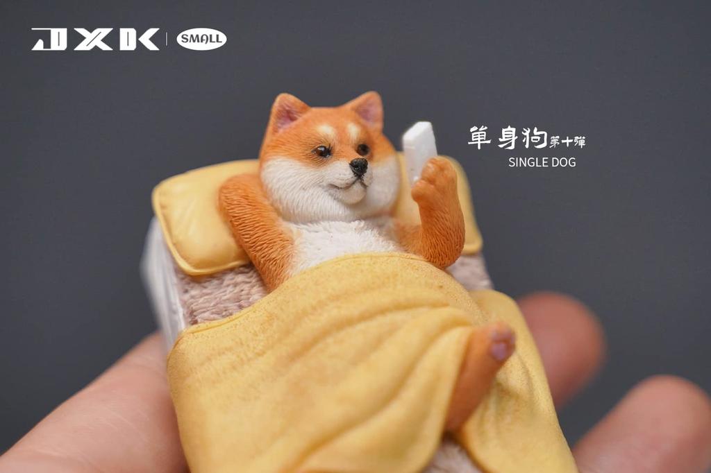 JXK Scale Bachelor Shiba Inu Miniature Dog Goodnight Shiba Magnetic Refrigerator Sleeping Dollhouse Mini Dog Resin Model Birthday Fully Assembled 1/6