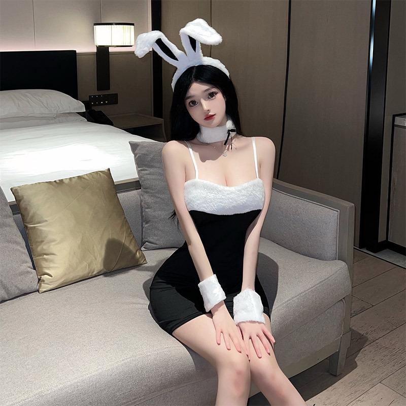 Bunny Girl Christmas Lingerie: Playful Role Play and Temptation Skirt for the New Year