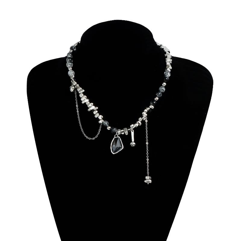 1Pcs Irregular Beads Chain Choker For Women Fashion Elegant Black Heart Rhinestone Pendant Necklace Wedding Party Jewelry Gift