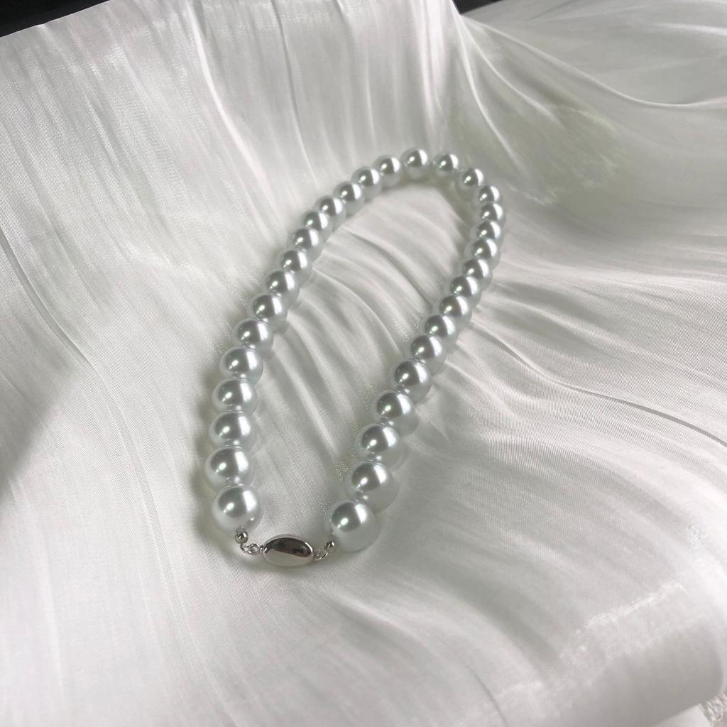 Round strong light artificial blue blood Australian white pearl necklace, cold with colored silver blue light collarbone chain