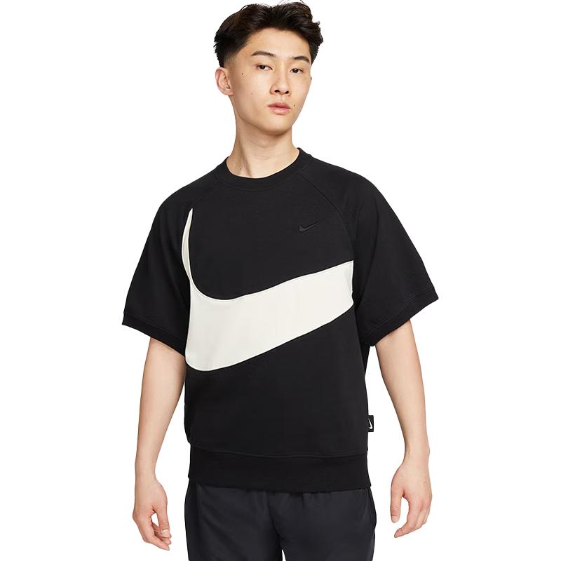 Nike Men s Short-Sleeve T-Shirt L