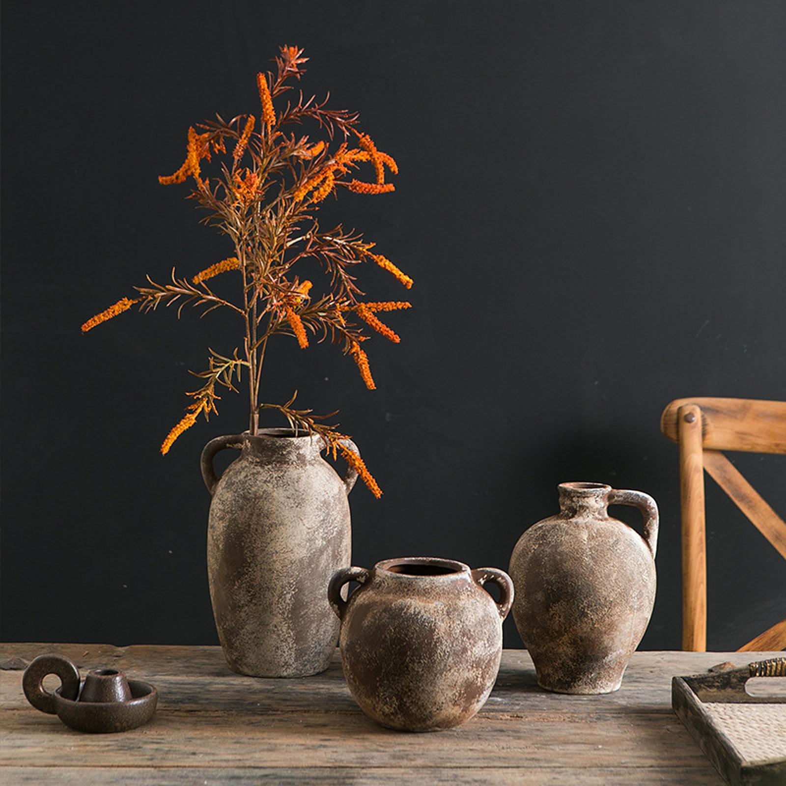 Ceramic Vase Table Centerpiece Artwork Romantic Gift Retro Decorative Vase for Bookshelf Farmhouse Dining Room Indoor Kitchen