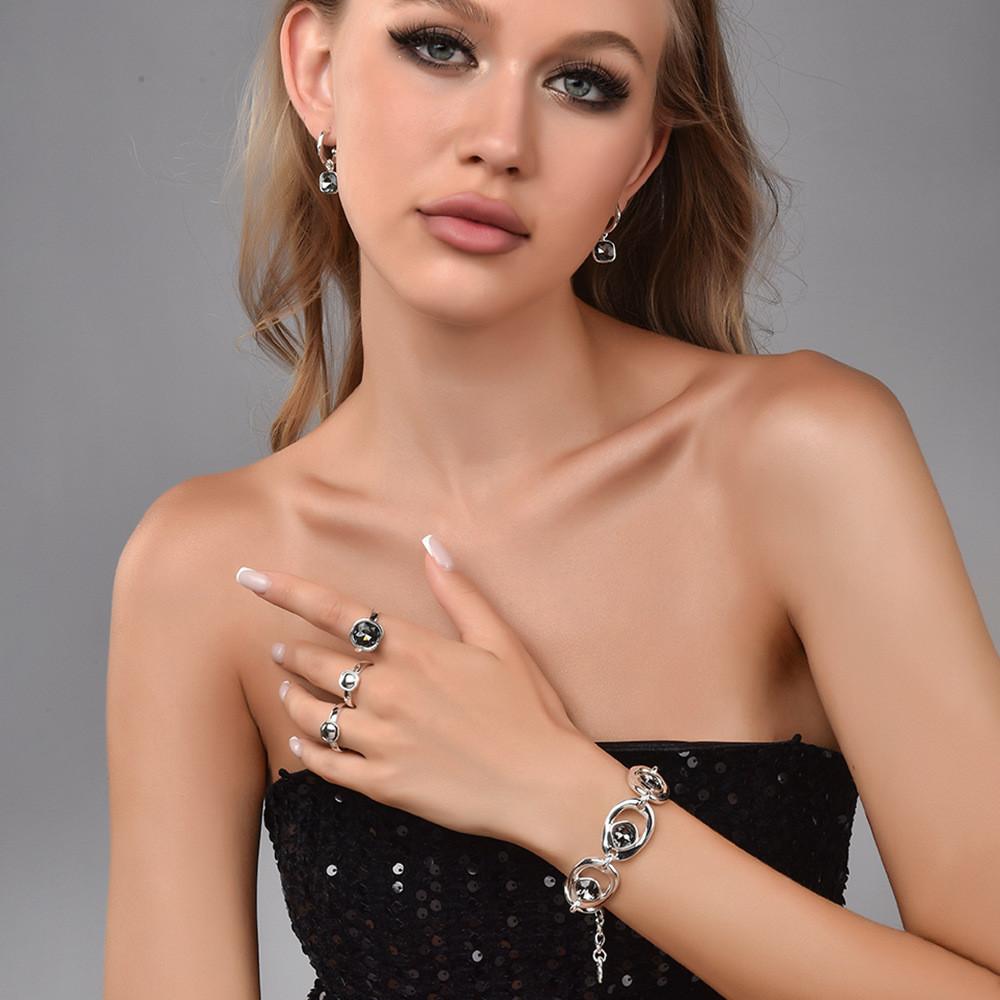 Geometric Crystal Jewelry Set For Women With Silver Copper Finish For Stylish Gift Giving