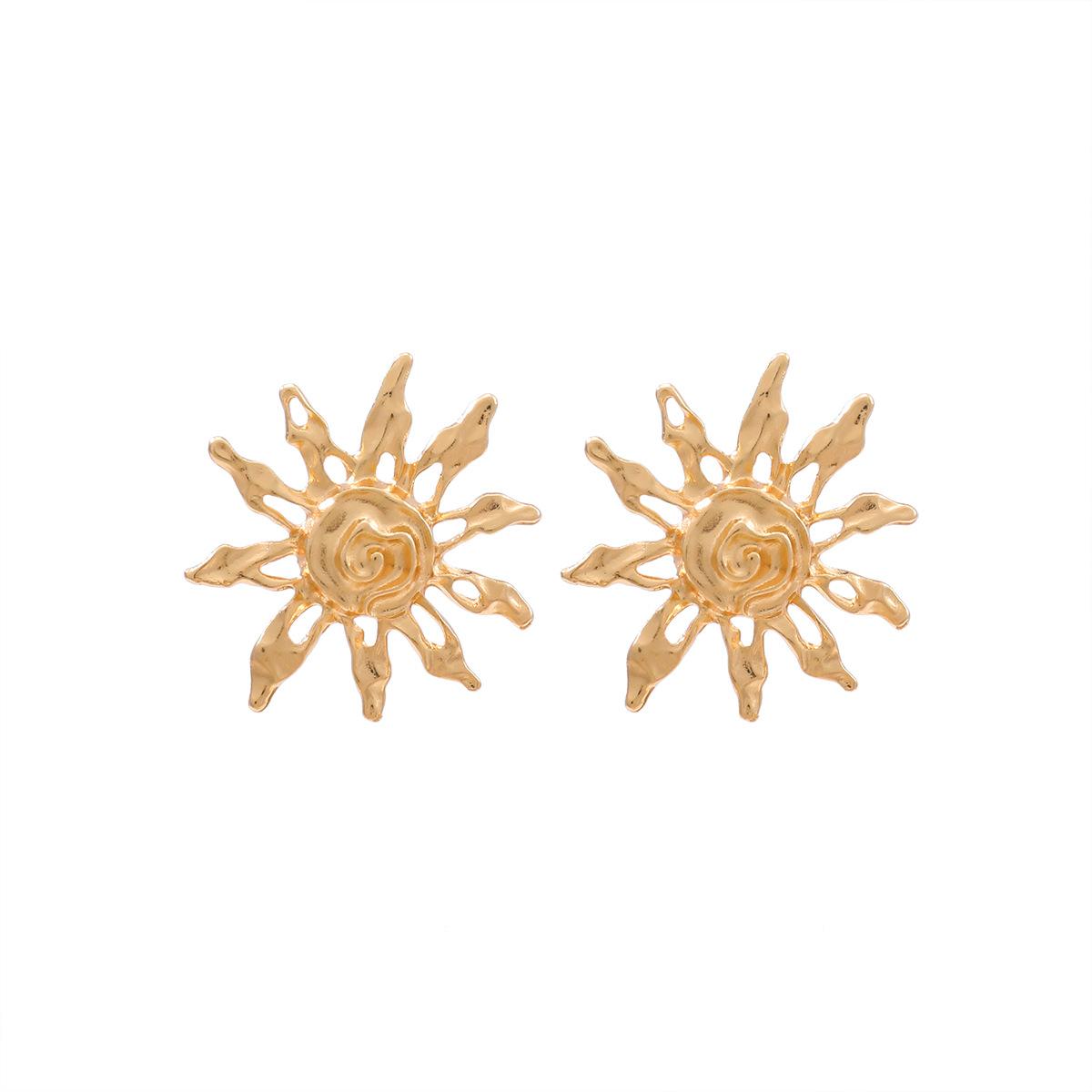 2025 New Fashion Gold Women s Earrings Elegant Geometric Sunflower Earrings Fashion Women s Accessories
