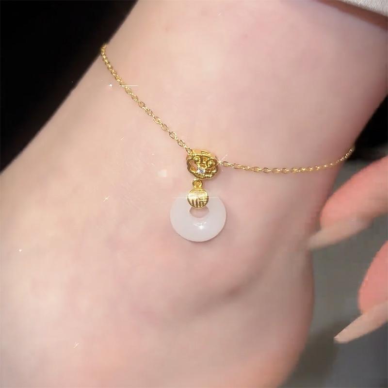 

Браслет-подвеска в виде круглого иероглифа Фу, имитация нефрита, легкая роскошь, высокое чувство моды, универсальный нишевый простой ювелирный браслет на ногу