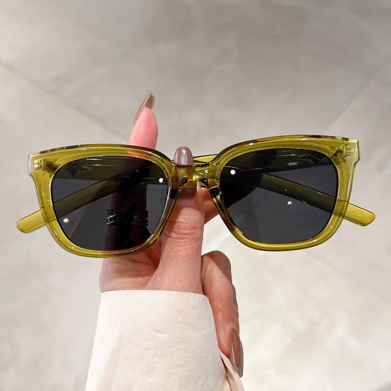 Vintage Square Sunglasses Women For Men Fashion Luxury Brand Designer Sun Glasses Trending Rivet Star Punk Gradient Shades Uv400