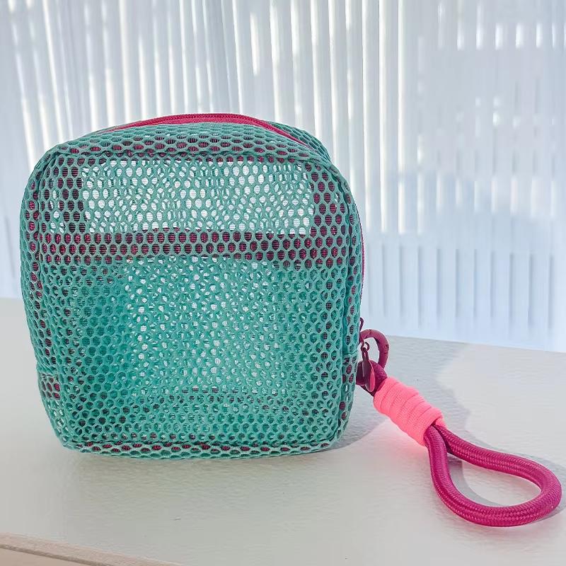 

1PC Key Bags Transparent Cosmetic Bag Square Mesh Storage Pouch Mini Zipper Coin Purse Mini Wash Bag Stationery Case світло-зелений колір
