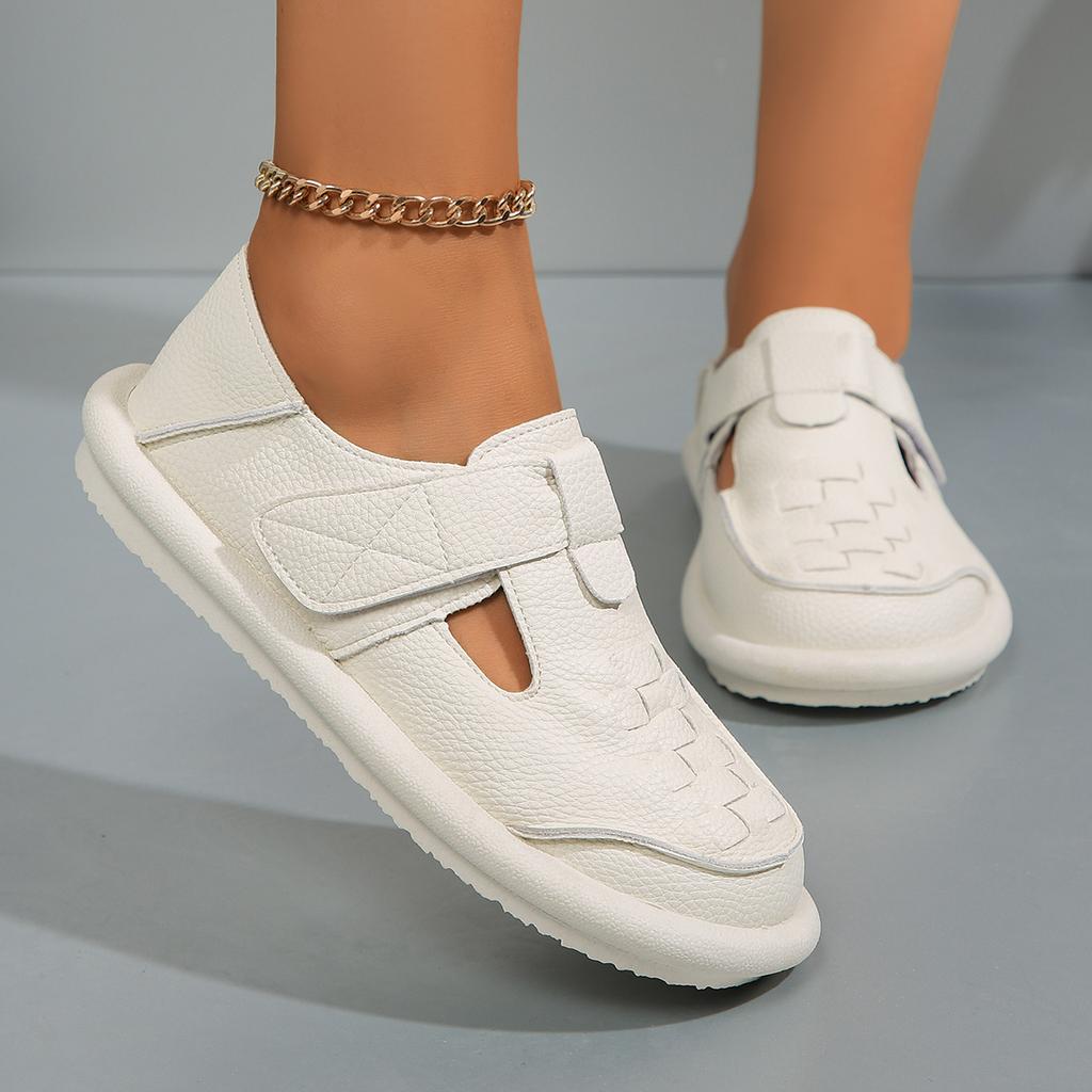 Fashion Summer New Style Round Toe Breathable Flat Sandals, Comfortable Solid Color Fashionable Sports and Casual Shoes for Women