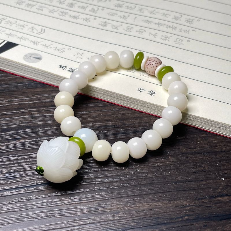 

Ручная игрушка Градиентный кубик Сахар Лапка кошки Подарок Белый нефрит Лотос 34. White Jade Bodhi 8x 10mm + Lotus