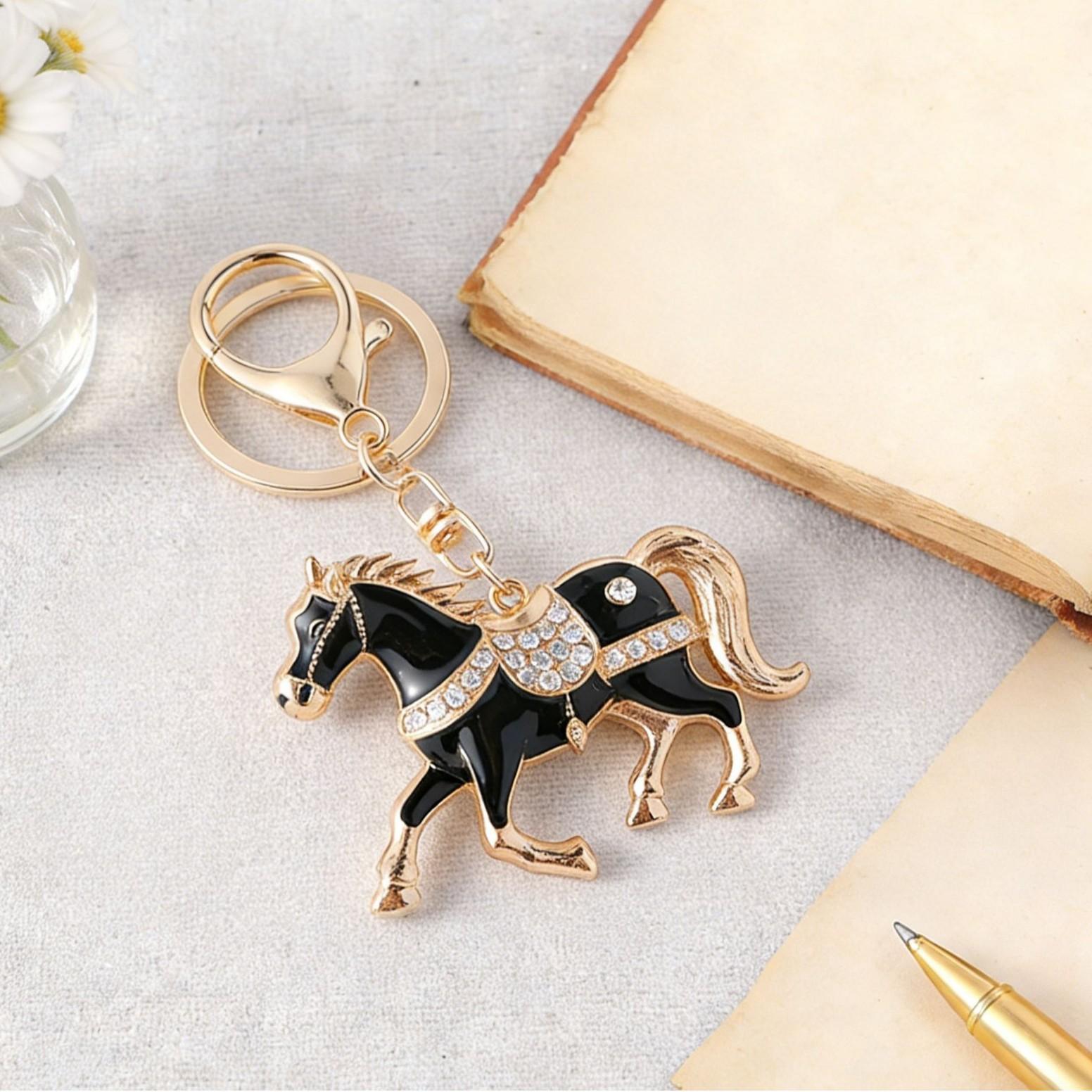 

Latest Timeless Rhinestone Horse Pendant Zodiac Animal Fashion Horse Car Keychain Trend Design Sense Bag Charm Kids Plaything