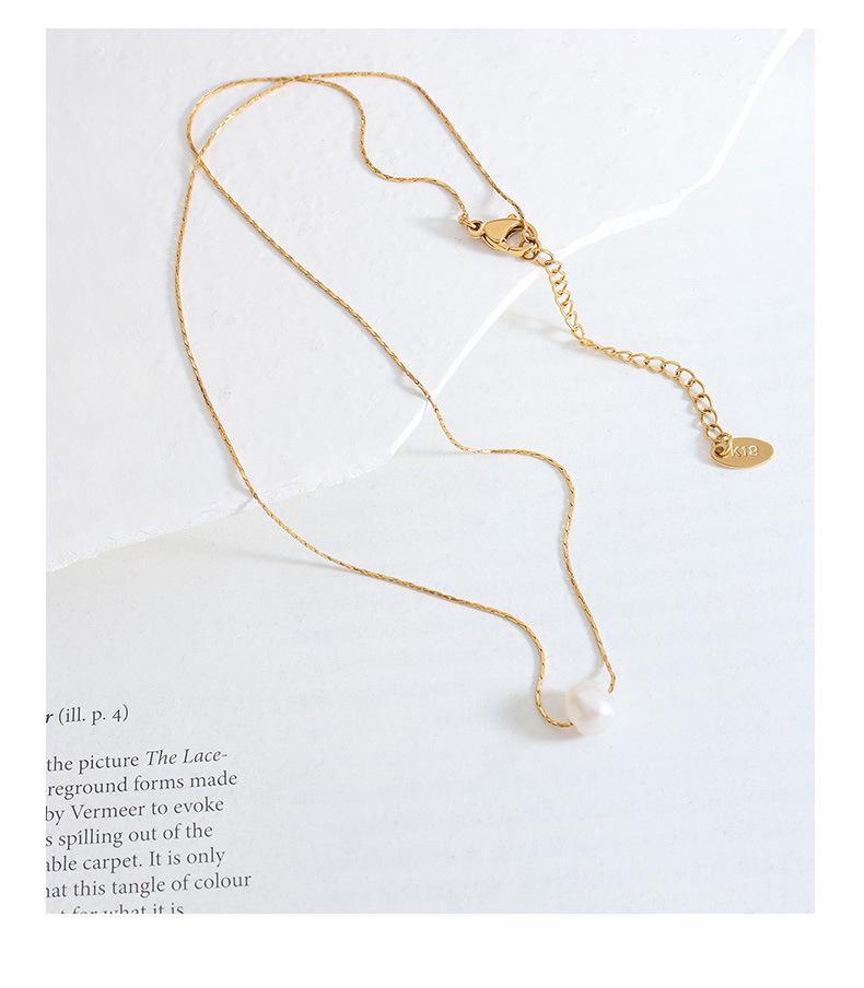 Exquisite Minimalist Freshwater Pearl Pendant Necklace, 18K Gold-Plated Titanium Steel Clavicle Chain