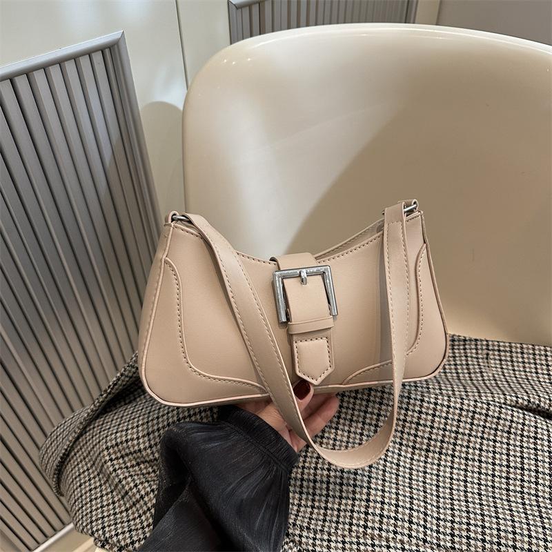 

French niche underarm bag women s 2025 new autumn and winter retro shoulder bag high-end fashion versatile small square bag хаки