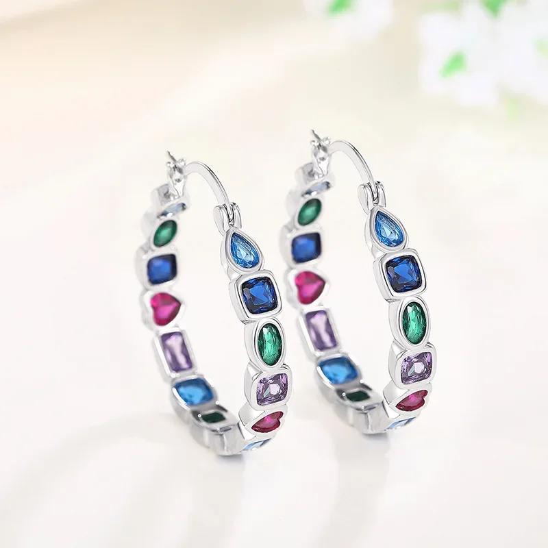 Nouvelles Boucles d'Oreilles Personnalisées en Zircon Coloré Pour l'Amour des Femmes, Mode Géométrique, Brillantes, de Niche, Personnalisées, Bijoux Simples