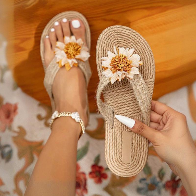 Fashion Flower Decor Flat Heel Bohemian Slippers Woman Straw Rope Weave Vacation Beach Flip Flops Woman Lightweight Non Slip Slides Shoe