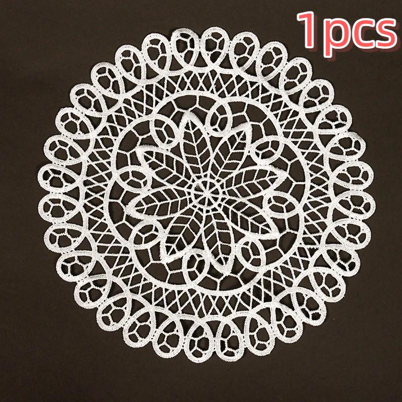 1PcsRetro Hollow Floral Lace Doily Cup Coaster Soft Cotton Crochet Round Table Mat Wedding Bridal Shower Table Centerpiece Decor