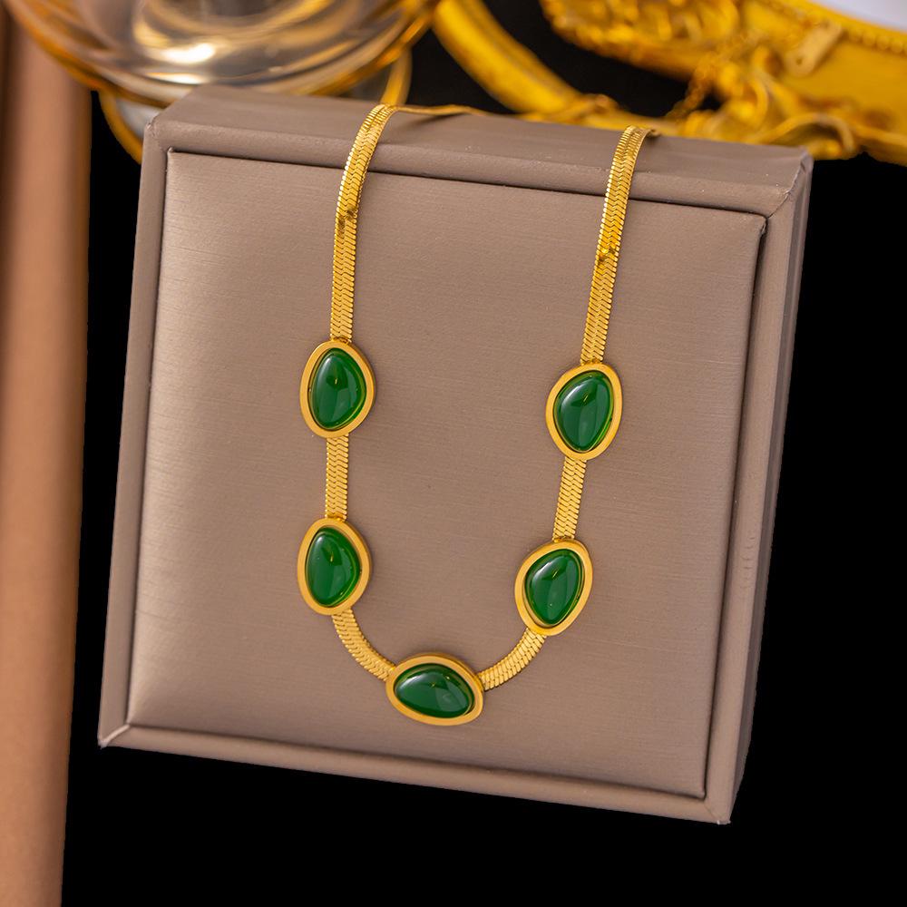 Stainless Steel Necklace with Green Zircon Pendant, Light Luxury Fashion Clavicle Chain