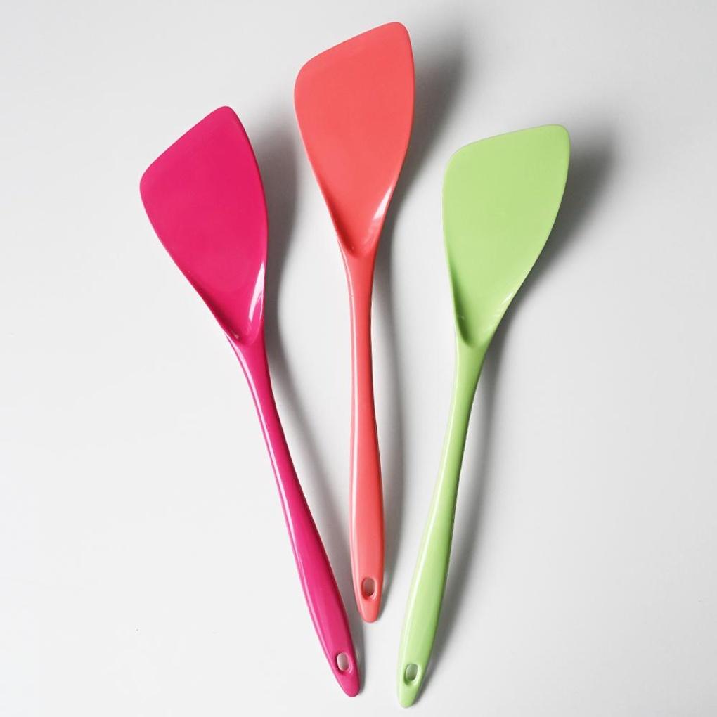Crayon Pastel Melamine Cookware Triangle Turner