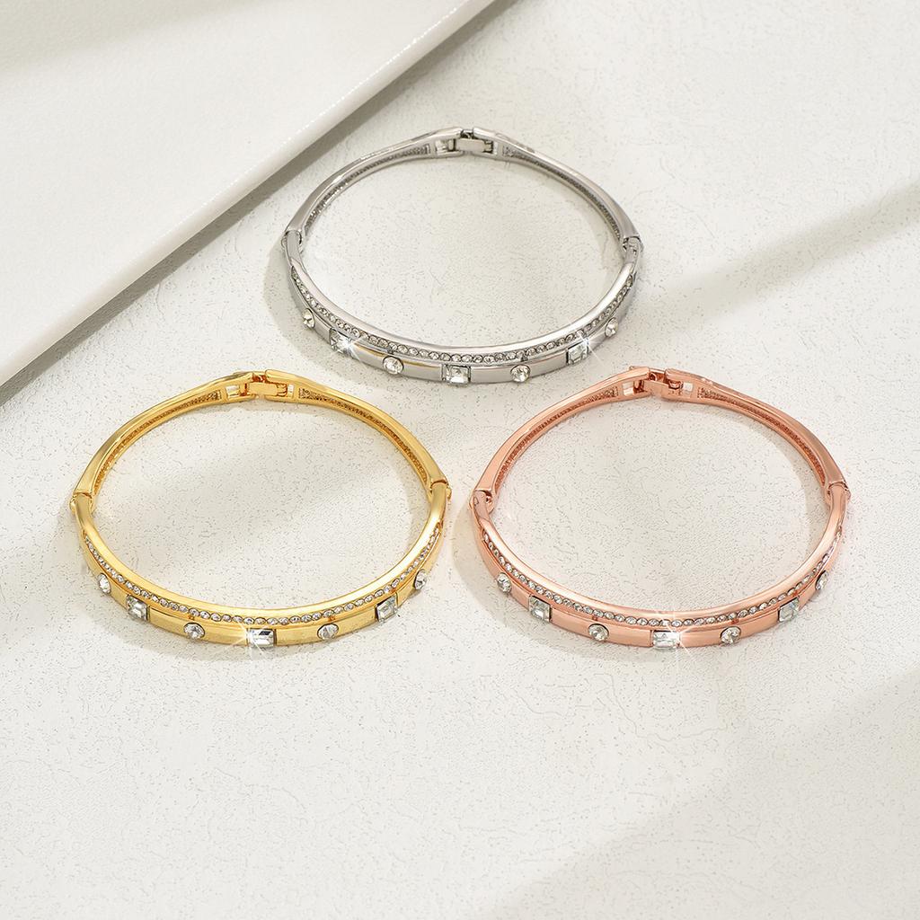 Love Bracelet Women'S High-End Sense Niche Full Of Diamonds Exquisite Bracelet Hollow Square Light Luxury Jewelry