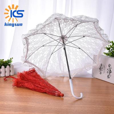 Hochzeitsaccessoires – Schirme für Bräute