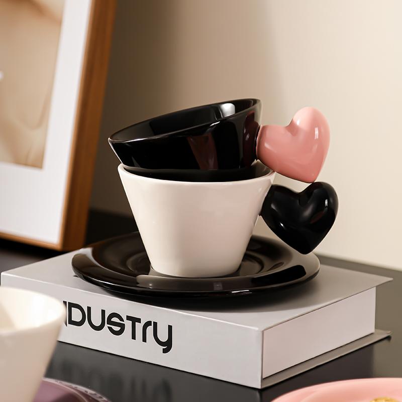 300ml Ceramic Love Love Coffee Cup Saucer Spoon Vintage Heart Mug Breakfast Milk Mug Afternoon Tea Flower Tea Coffee Cup Gifts