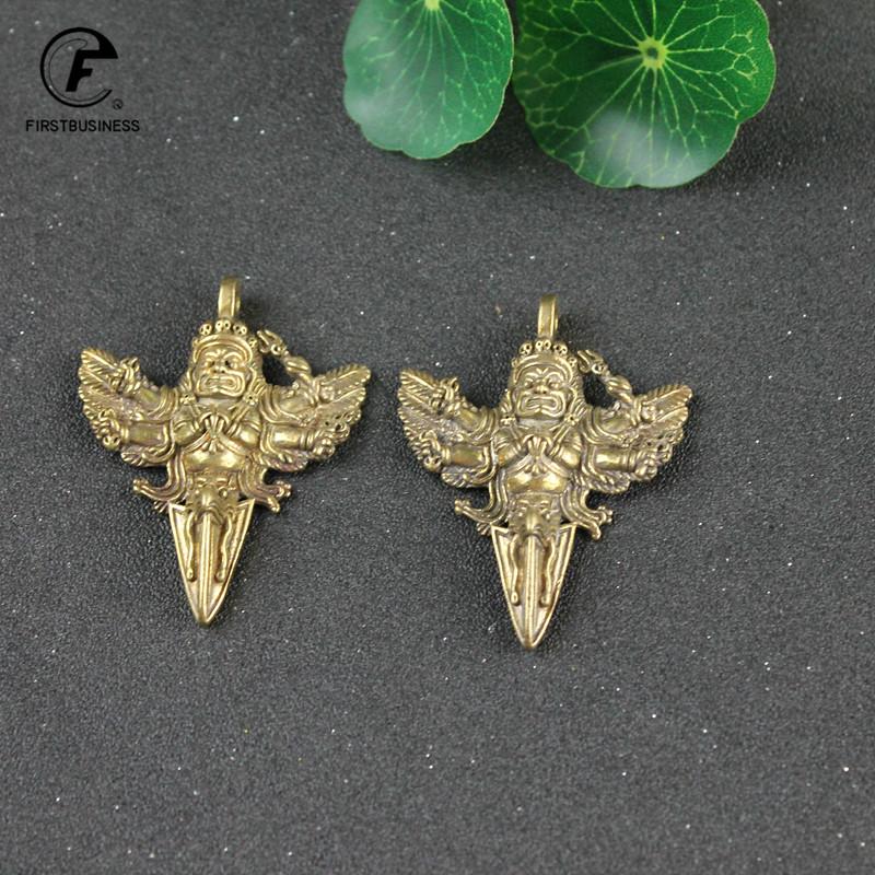 Antique Brass Buddhist Dapeng bird Gohst Face Vajra Pestle Miniature Figurines Ornament Pure Copper Tantric Buddhism Keychains