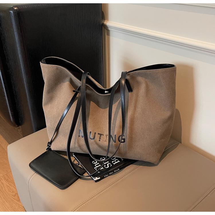 

Fashion commuter canvas bag women s new simple portable commuter retro shoulder bag large capacity student tote bag