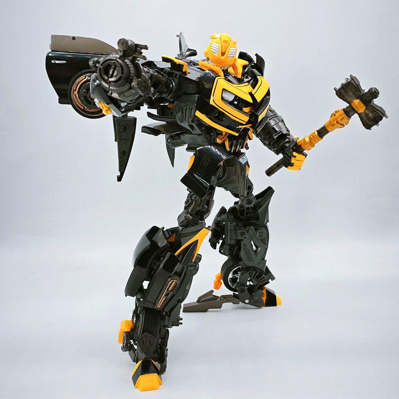 Shide 2966 Wei Jiang Dark Skybreaker MPM03 Wasp Robot Transformer