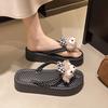 Summer new European and American outer wear polka dot thick-bottomed cool slippers pinched open-toed bear casual versatile women's flip-flops