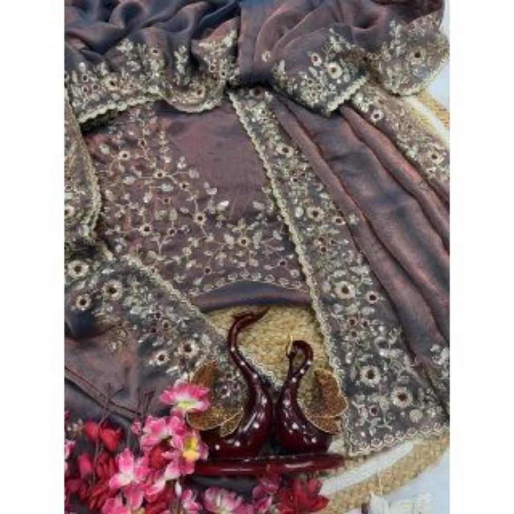 Nye farger i den trendsettende saree-kolleksjonen