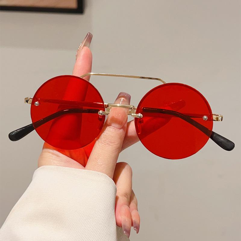 

Vintage Big Frame Round Steampunk Sunglasses Women For Men Popular Luxury Brand Designer Sun Glasses Punk Hip Hop Shades Uv As the picture