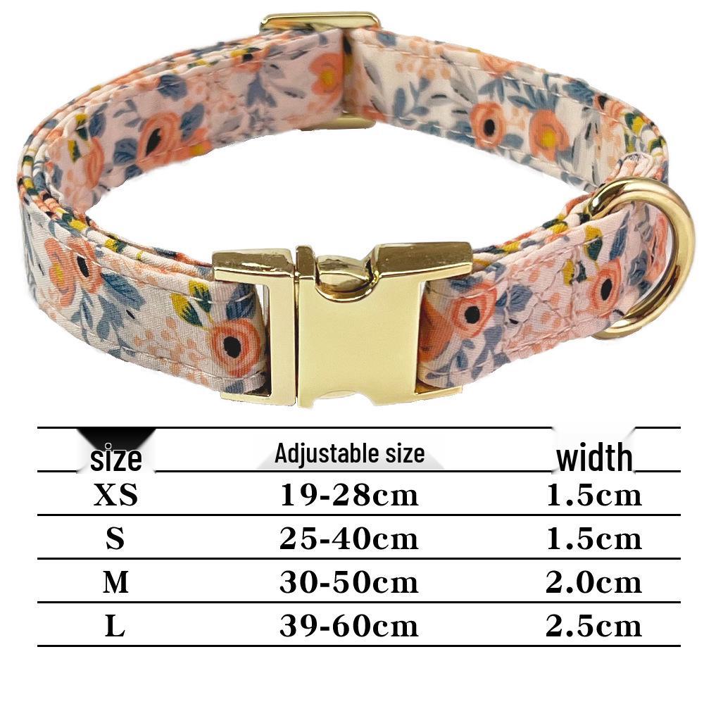 

Гравированный цветочный ошейник и поводок для собак среднего/крупного размера XS (19-28CM)