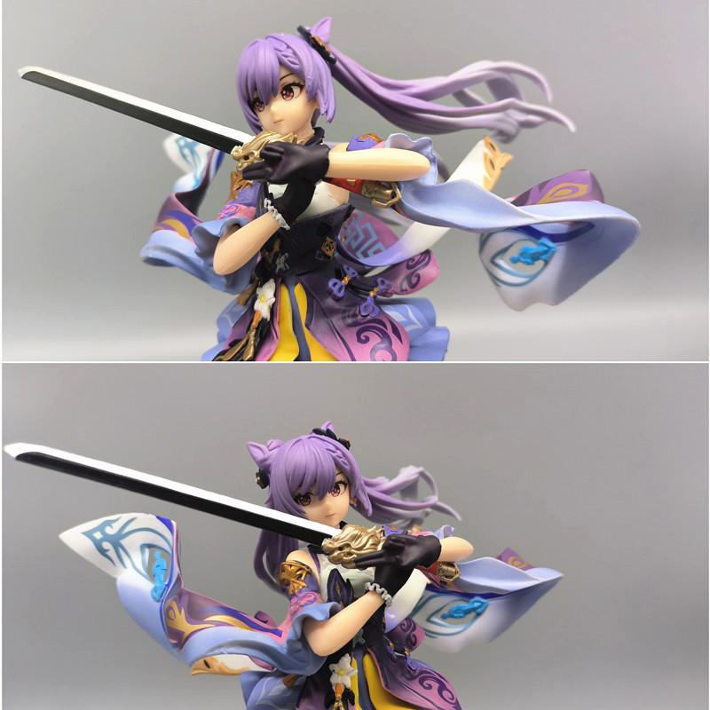 25CM Anime-Figur Genshin Impact Keqing Schwingt ein Schwert Stehendes Schwert Hu tao Modell Spielzeug PVC Sammelspielzeug Schreibtischdekoration