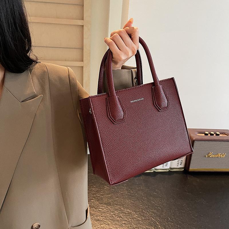 Autumn and Winter New Fashion Style Solid Color Killer Bag Portable Shoulder Oblique Span Women's Bag