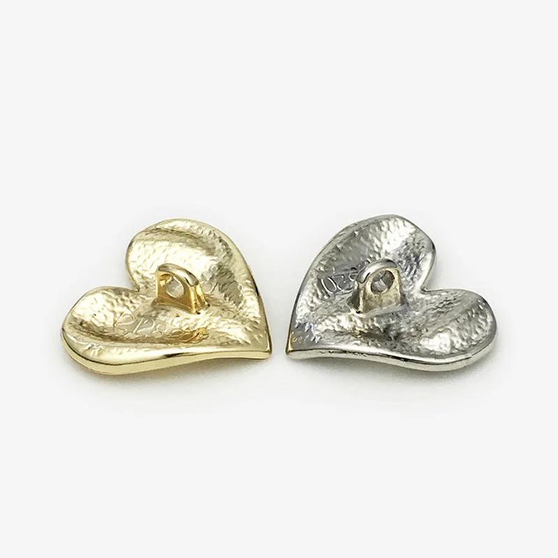 12Pcs/lot 15-23mm High end irregular heart-shaped metal button sweater suit coat decoration heart-shaped button