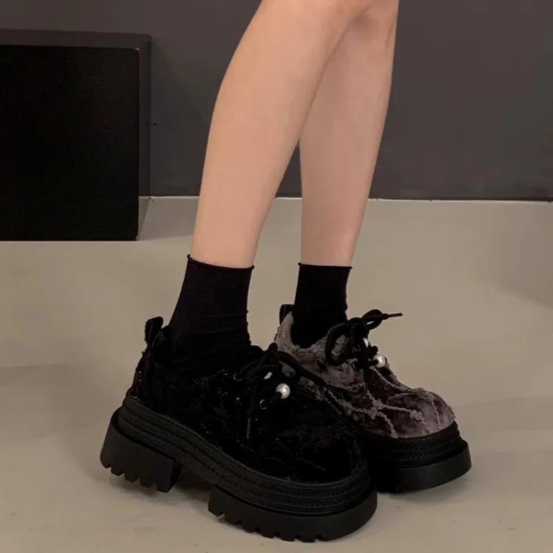 Fashion With Medium Heels Loafers Platform Ladies Pumps Women's Shoes Round Toe Discount Vacation Luxury Brand Elegant Dress on Sale Y2k