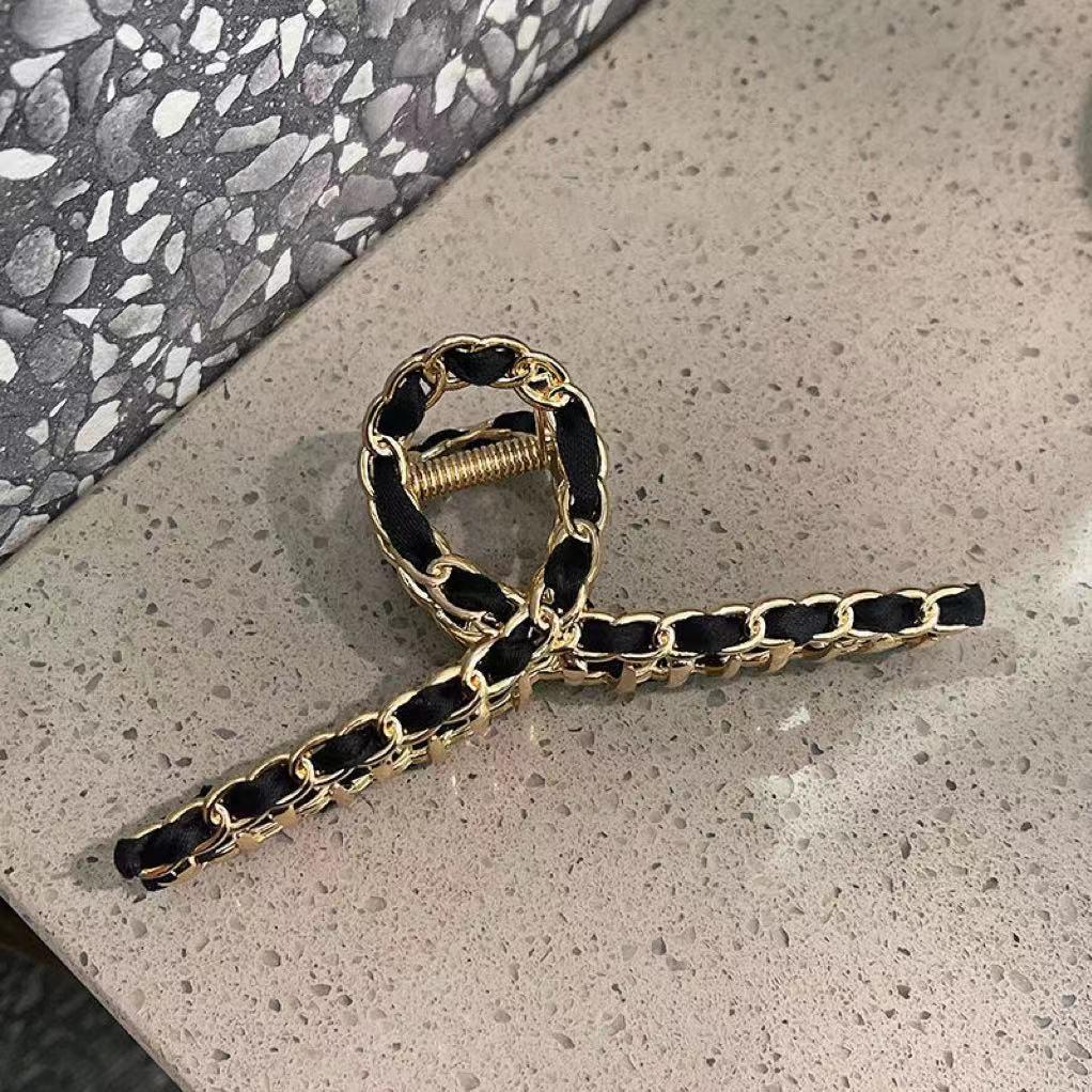 Chic Fragrant-Style Large Metal Chain Hair Claw Clip for Trendy Influencers
