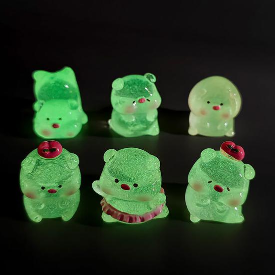 Miniature Pig Figurine Mini Pink Piggy Figure Cartoon Resin Animal Cake Toppers for DIY Fairy Garden Moss Landscape Terrarium Potted