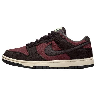 Dunk Low SE Fleece - Burgundy Crush Women Sneakers Red Black White DQ7579-600