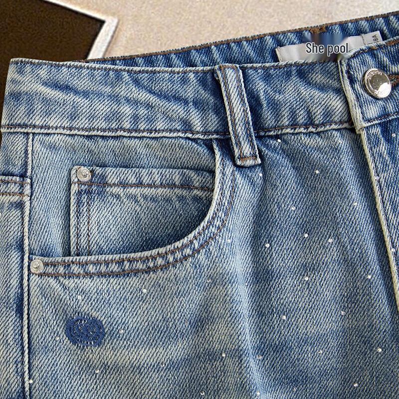 Jeans Rectos de Cintura Alta Bordados con Rosas para Mujer
