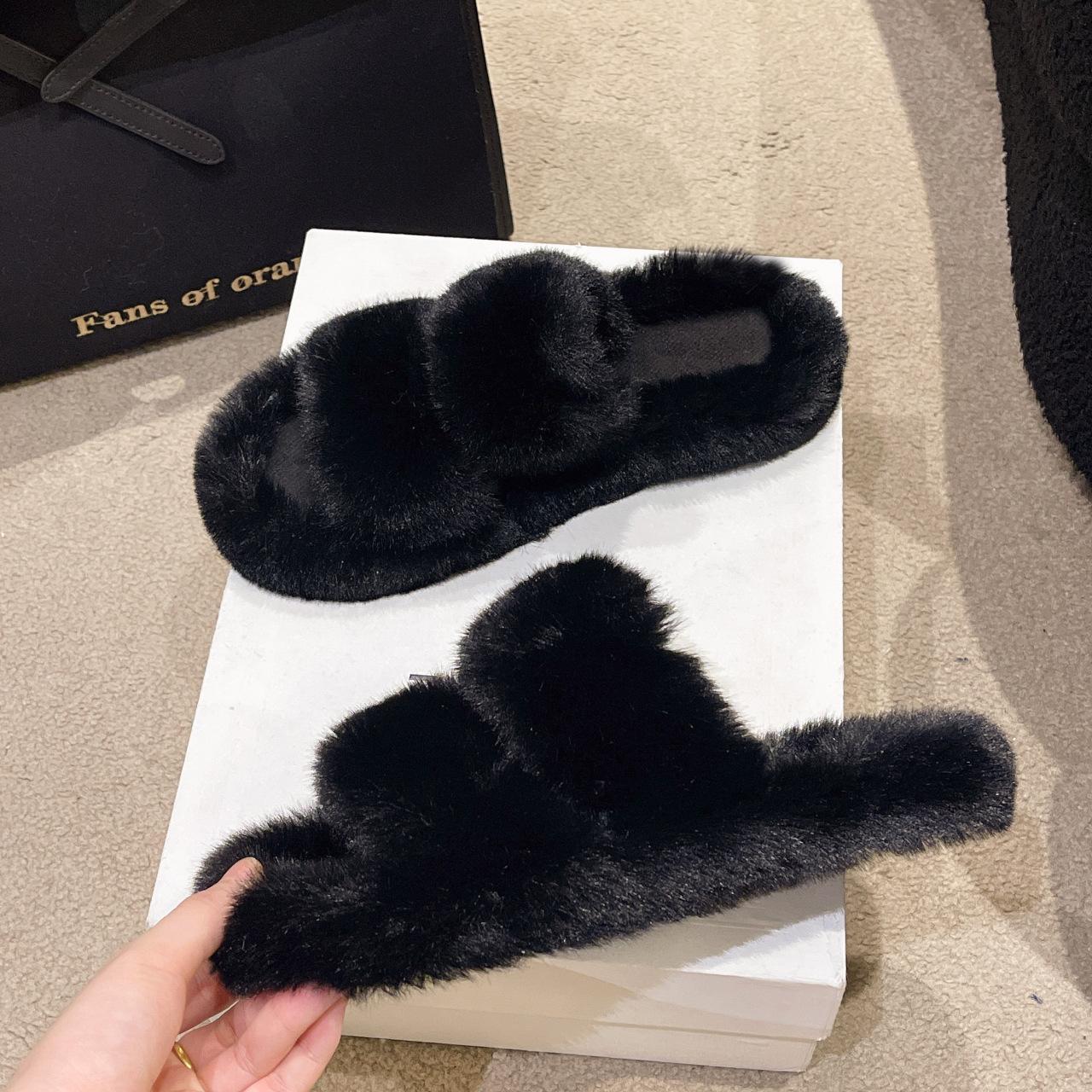 

Тапочки Mao Mao женские повседневные новые ins трендовые туфли осень и зима домашние универсальные тапочки шлепанцы 40-41 чёрный