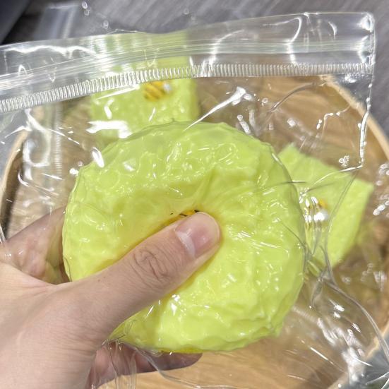 Honeycomb Cube Bee Squeeze Toy Slow Rising Anti-Anxiety Bee Cube Pinch Toy Soft Stretchy Decompression Sensory Toy