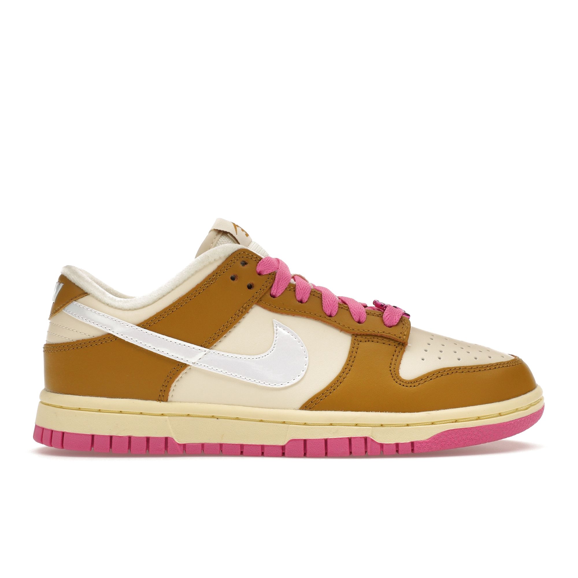 

Nike WMNS Dunk Low SE Just Do It Bronzine Coconut Milk Playful Pink Women s Sneakers FD8683-700 35.5